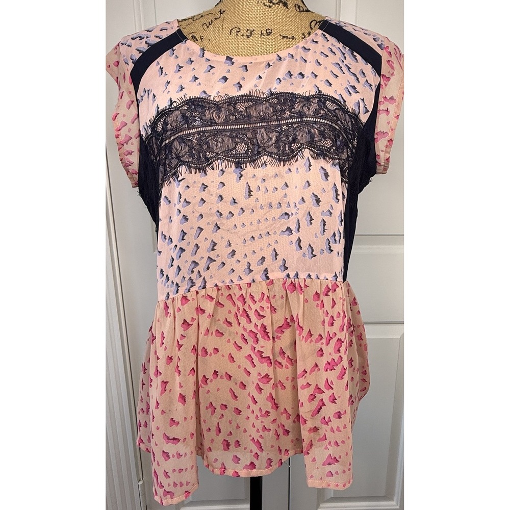 Mave Anthropologie Womens‎ Sheer Lace Trim Peplum Top Pink Print Size M EUC